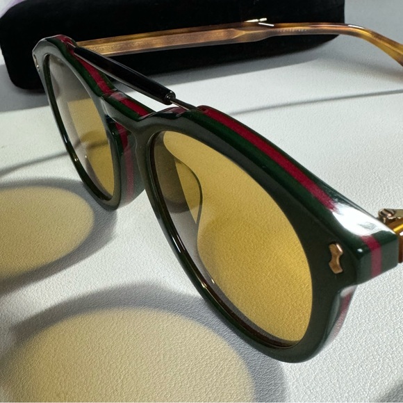 Gucci Boston Brow Bar Round Retro Sunglasses - Picture 2 of 8